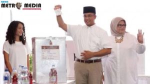 Anies dan Keluarganya Mencoblos di TPS 28