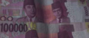 Gaji  Ditahan, Pelayan Kantin ini Rayakan Hari Raya dengan Uang 200 Ribu Rupiah