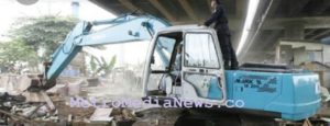 Bedeng Kolong Tol depan Kalijodo Ditertibkan