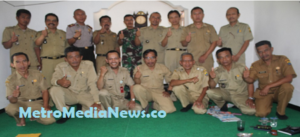 Segenap Pemerintah Kecamatan Naringul Mengucapkan Selamat Hari Raya Idul Fitri 1438 Hijriyah