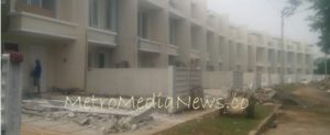 Bangunan Bermasalah di Bongkar Paksa Petugas CKTRP Kalideres