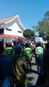 APPIP Gelar Unjuk Rasa ke Kantor Bupati Cianjur
