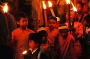 Peringati 1 Muharram 1439 Hijriah, Warga Cikadu Gelar Pawai Obor