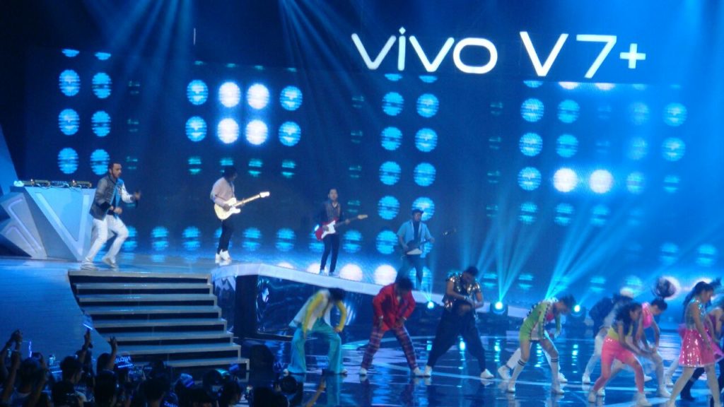 Smartphone Vivo V7+ Resmi Diluncurkan