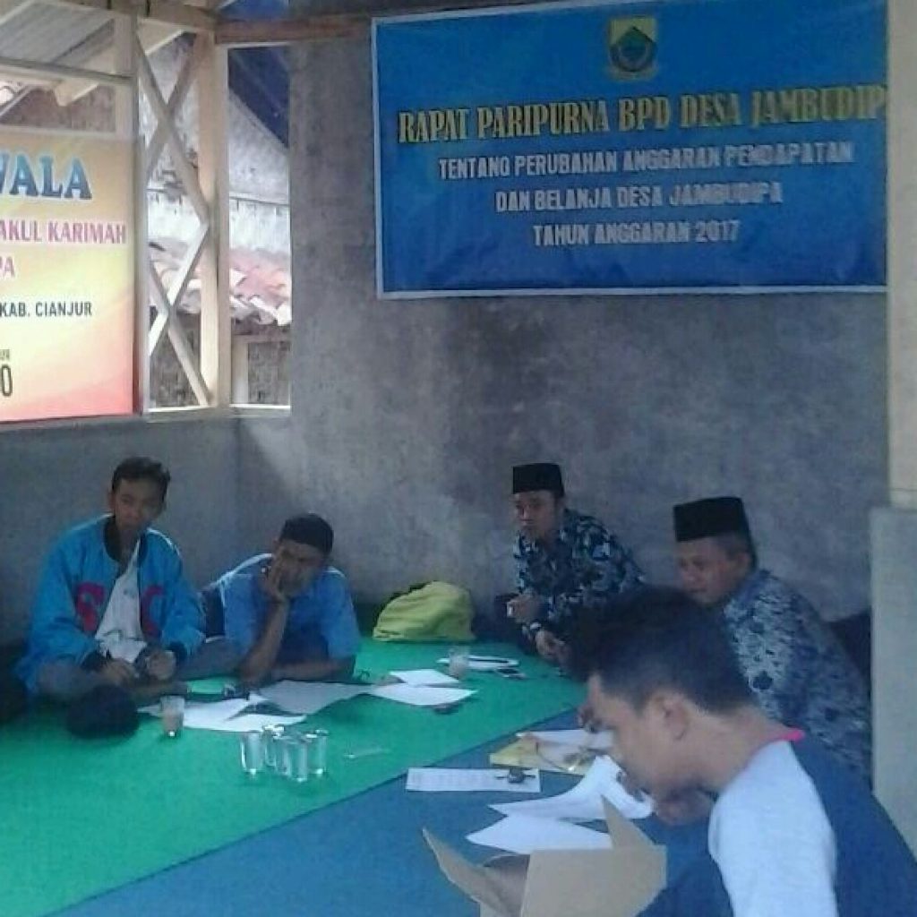 Rapat Paripurna Perubahan APBDes Tahun Anggaran 2017
