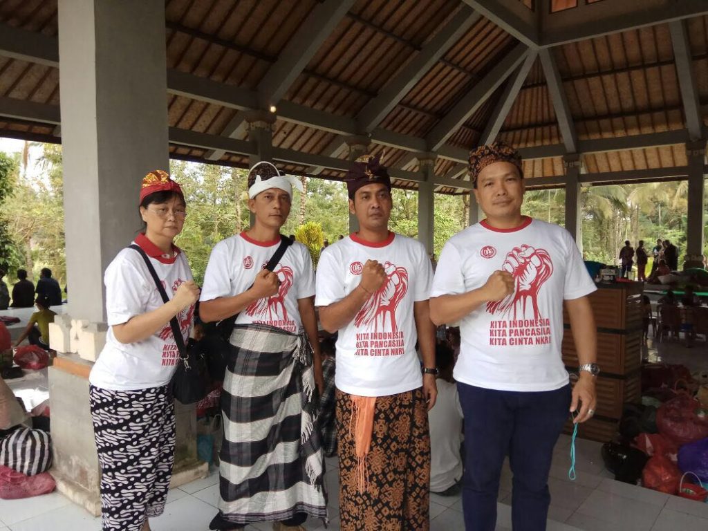DAG Berikan Bantuan Kemanusiaan Disaksikan Diskominfo Bali