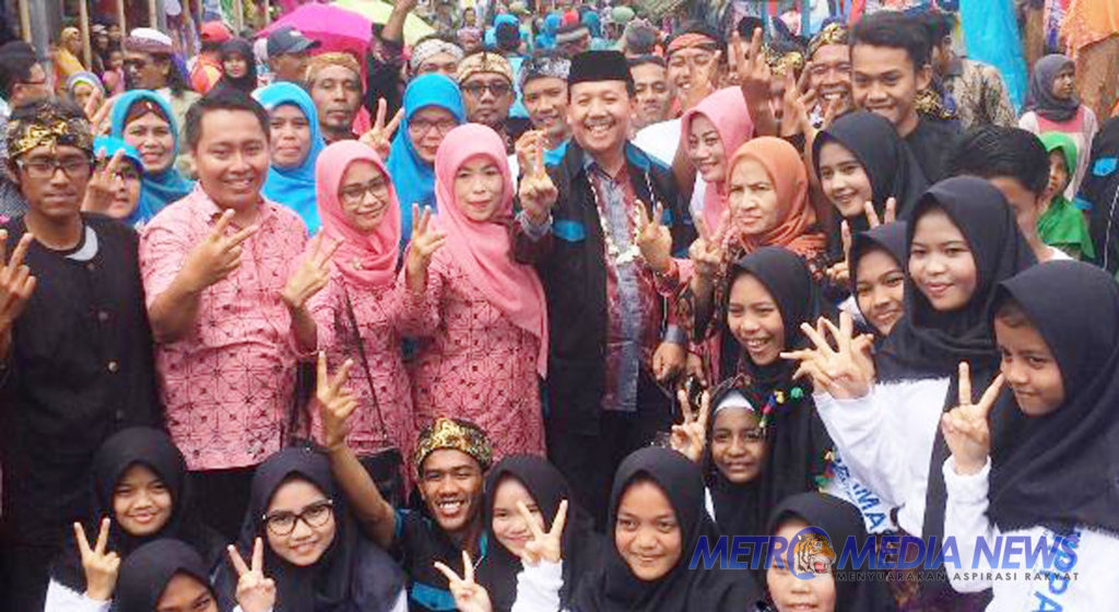 Sekda Jabar Resmikan Kampung KB Desa Cileuleus