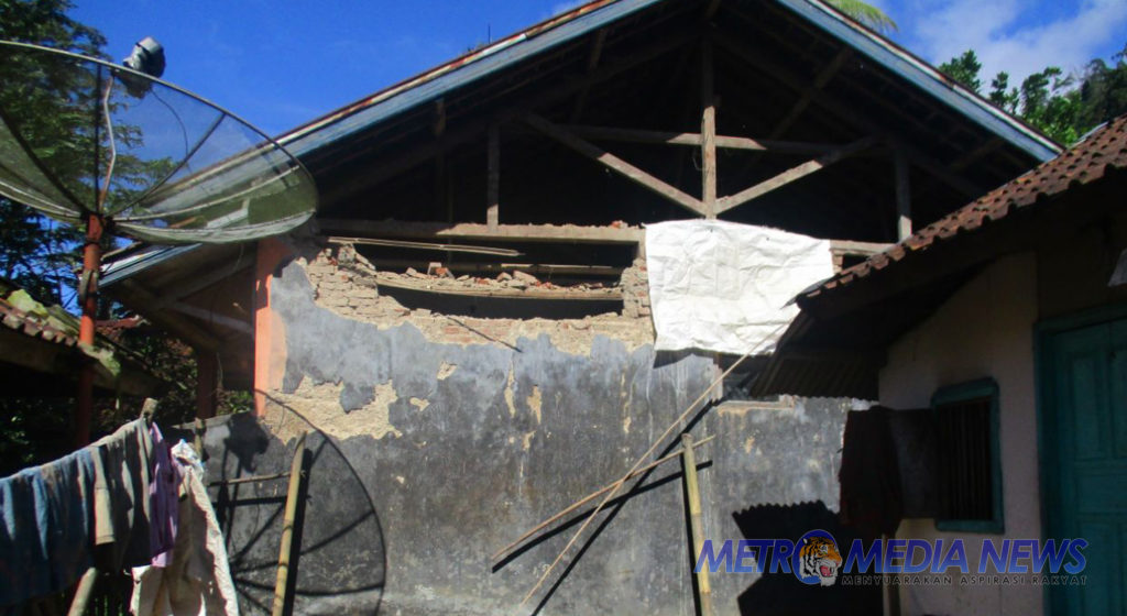 Korban Gempa Bumi Garut Berharap Bantuan Dari Pemerintah