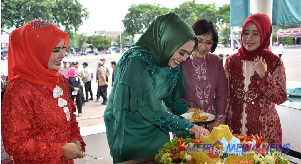 Peringatan Hari Ibu ke 89 Tingkat Kabupaten Karawang Tahun 2017, “Perempuan Berdaya, Indonesia Jaya”