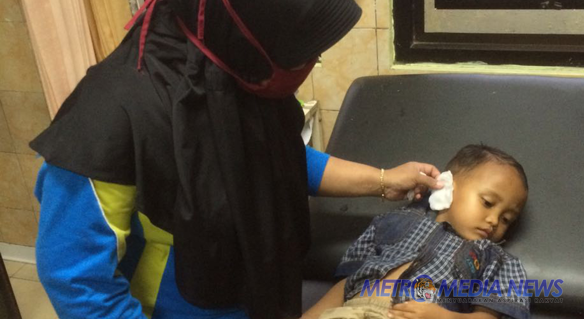 Tiga Keluarga di Dusun Cigorowong Tersambar Petir