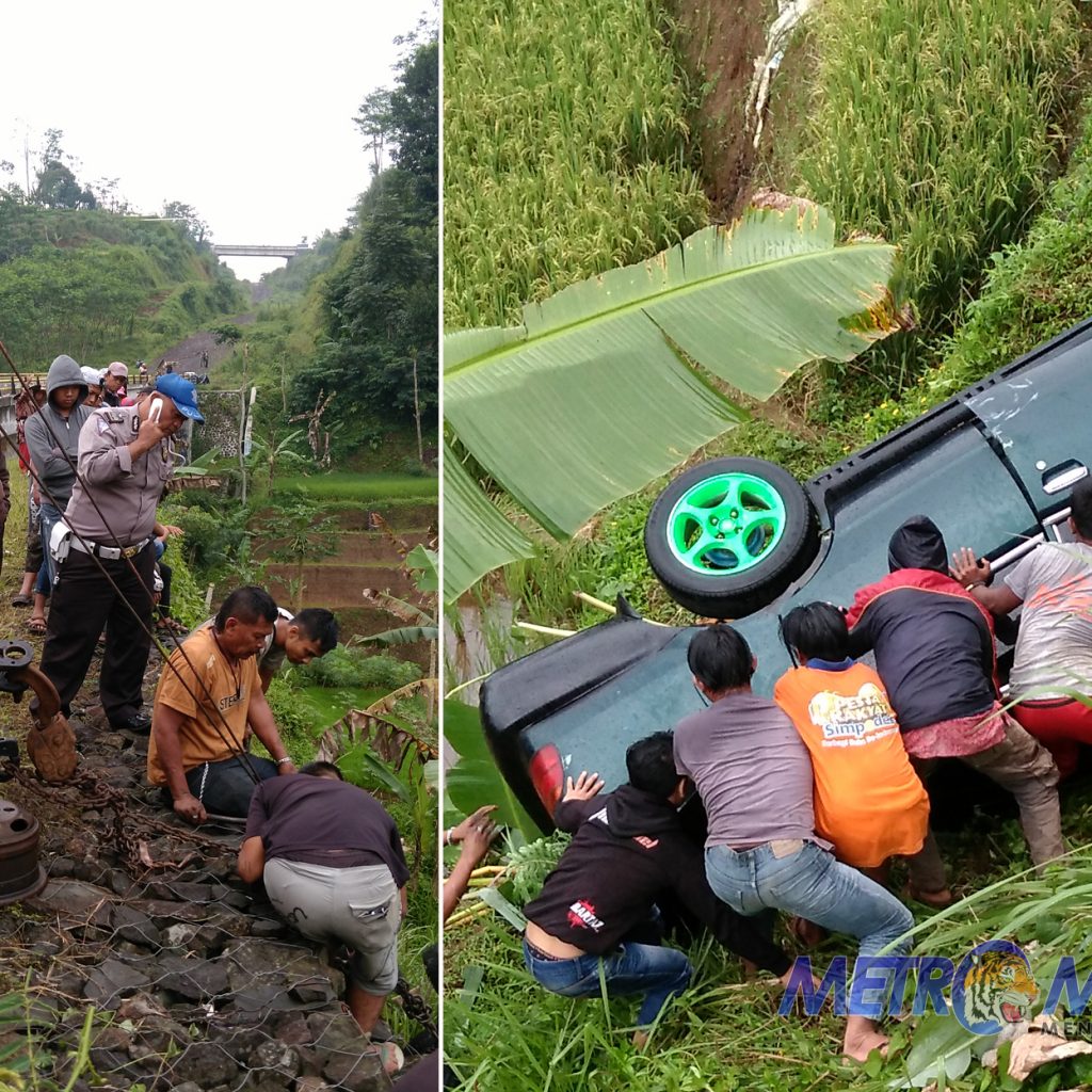 Diduga Tengah Belajar Menyetir, Mobil Sedan Terjun Bebas ke Jurang