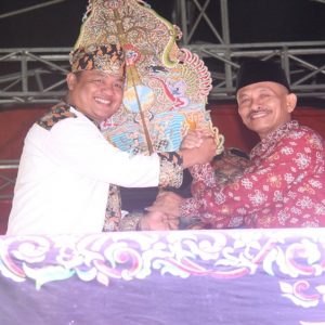 HUT ke 70, Pemkab Subang Gelar Pertunjukan Wayang Golek