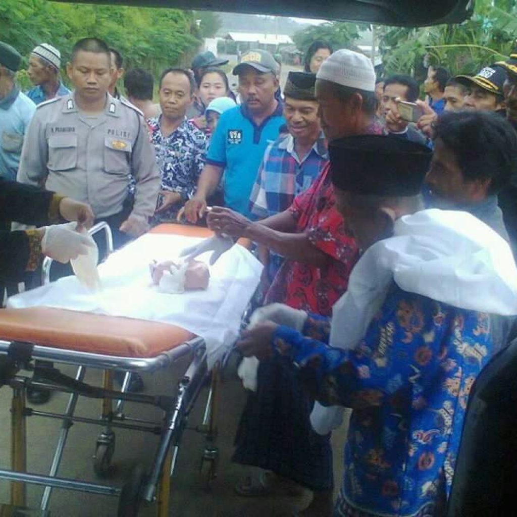 Mayat Bayi Ditemukan Tewas Didalam Kantong Plastik Dipinggir Sungai Cilaki