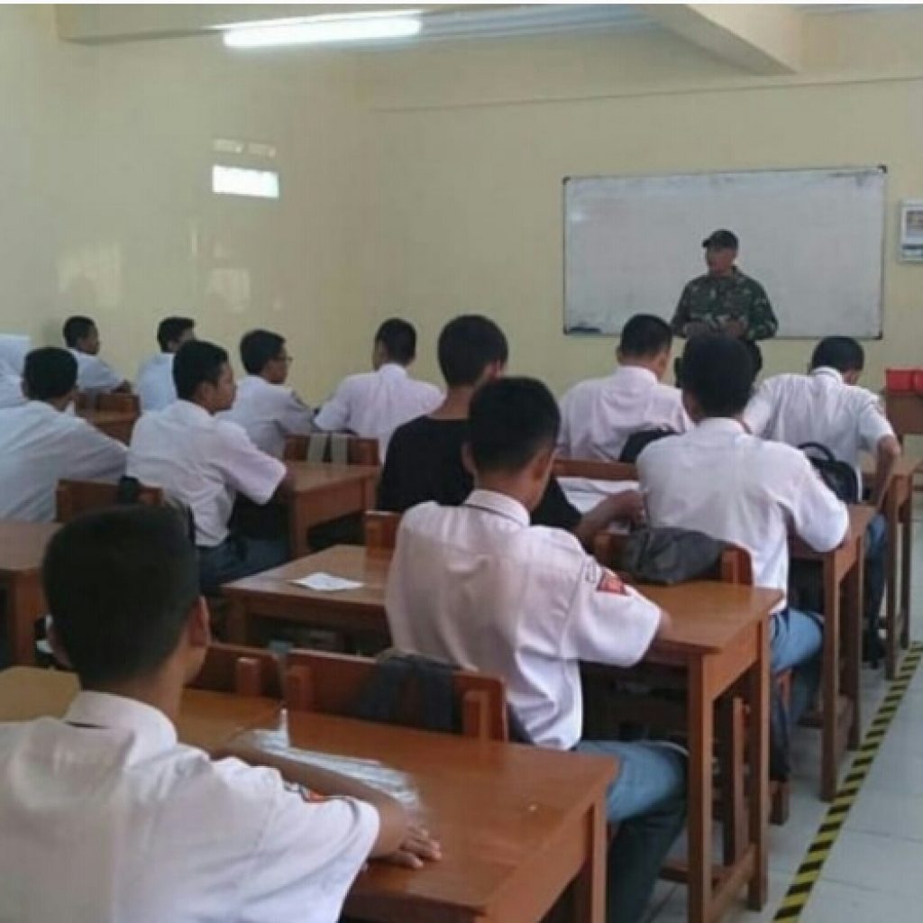 Cegah Tawuran, Kodim 0604 Karawang Gelar Pembinaan ke Sekolah