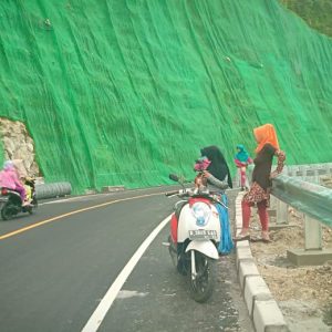 Viral, Tanjakan Mala Jalan Nasional Naringgul-Bandung Jadi Buruan Tempat Selfie