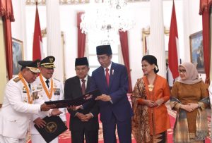 Jokowi Lantik Gubernur dan Wakil Gubernur Maluku Utara