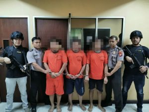 Peras Warga, Polisi Tangkap Pengangguran Ngaku Petugas