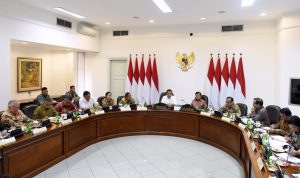 Presiden Jokowi Bahas Langkah Antisipasi Pelambatan Ekonomi Global