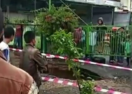 Warga yang Jatuh ke Lubang di Bukittinggi Ditemukan Tewas
