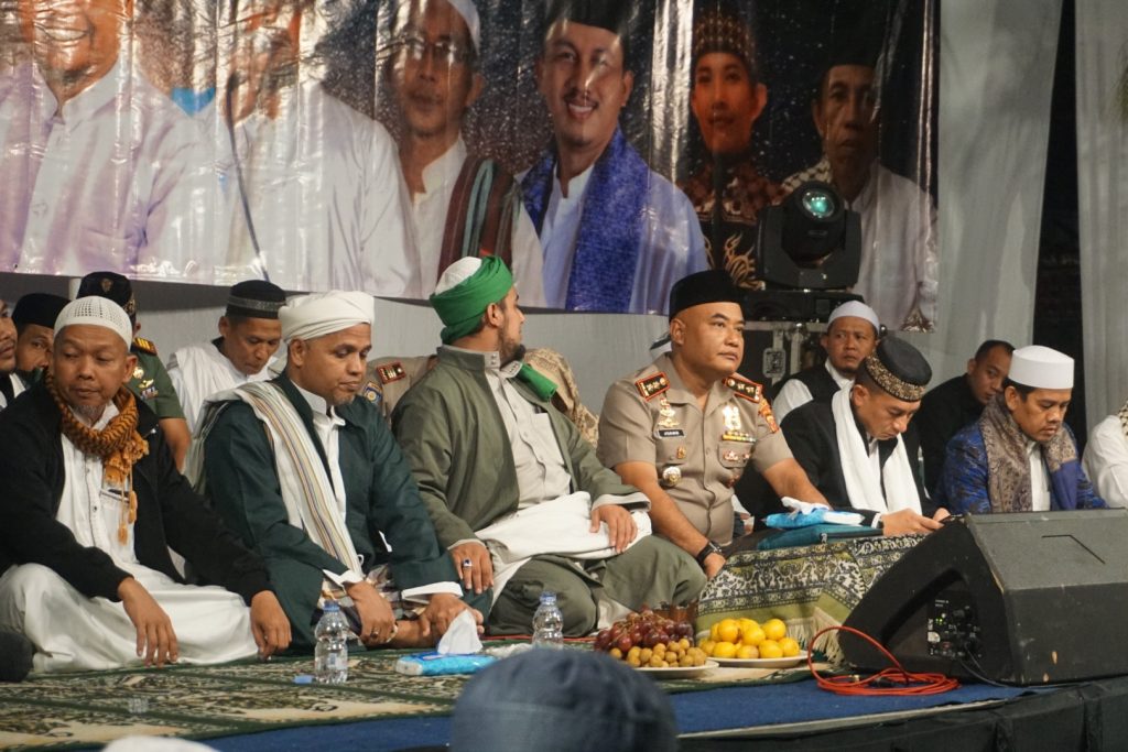 Kapolres dan Dandim Hadiri Tabligul Islamiyah di Masjid Abdullah Bin Nuh Asten Cianjur