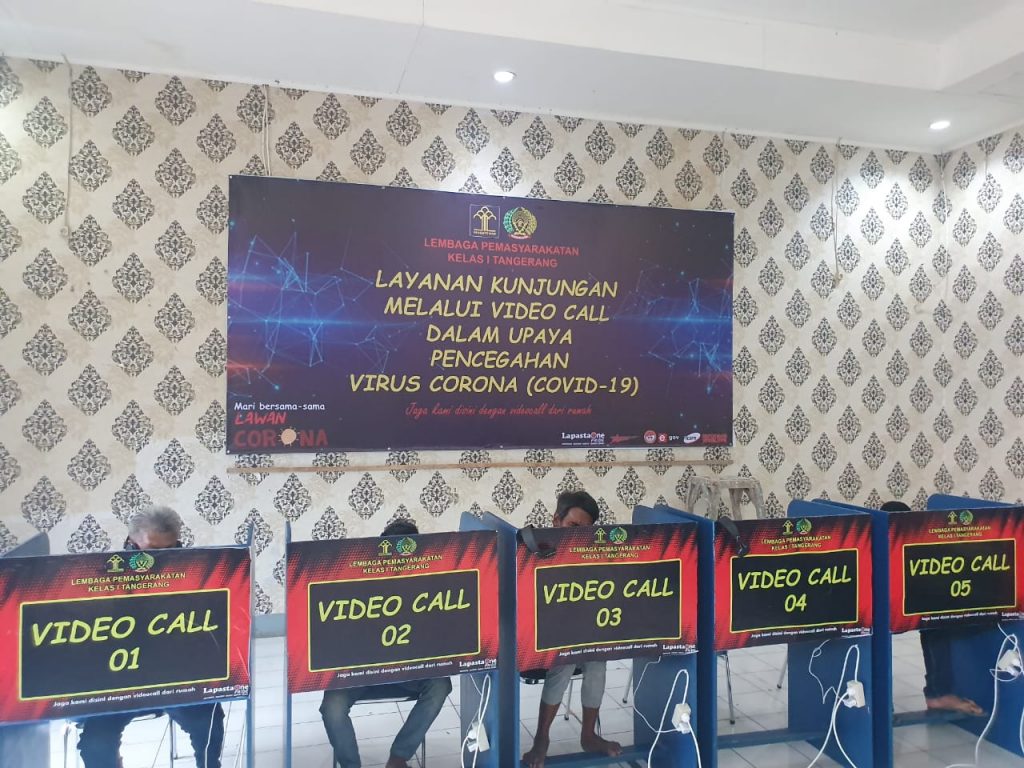 Lapas Kelas 1 Tangerang Terapkan Kunjungan Online via Video Call untuk Cegah Covid-19