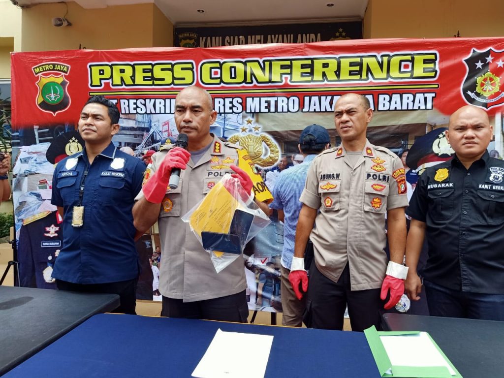 Polisi Tangkap 2 Orang Penyebar Video Hoax Virus Corona, Pelaku Terancam Hukuman 2 Tahun Penjara