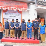 Launching Penyaluran Bansos Dampak Covid-19 Pemprov Jabar Untuk Warga Garut Pemerintah Provinsi (Pemprov) Jawa Barat (Jabar) melaunching penyaluran bantuan sosial (bansos) untuk warga Kabupaten Garut, Selasa (12/5/2020).* HUMAS JABAR