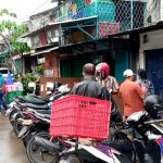 Meski Sudah Ditutup, Sejumlah Toko Kelontong di Tambora Masih Beroperasi Saat PSBB Screenshot_20200509-105822_1588996897329.jpg