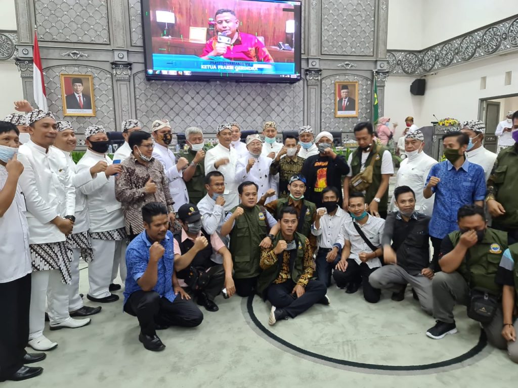 Tangis Bahagia PMCK dan RESPECK Bergemuruh, Penantian Pamekaran Selama 12 Tahun Akhirnya Terwujud