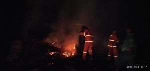 Diduga Korsleting, Tempat Gesekan Kayu di Mande Cianjur Ludes Terbakar