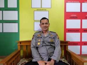 Rentan Kecelakaan, Kapolsek Naringgul Larang Warga Parkir di Badan Jalan Nasional