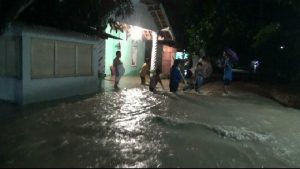 Luapan Sungai Ciwaduk Rendam Ratusan Rumàh Warga