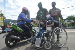 Cegah Penularan Covid-19, Kodim bersama NPCI Bagikan Ribuan Masker