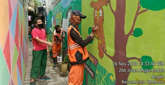 Lingkungan RT 11/01 Angke Dipercantik dengan Mural dan Penghijauan IMG_20201128_113151.JPG