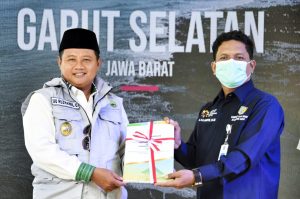 Wagub Jabar Hadiri Penyerahan Dokumen Tiga Calon Daerah Persiapan Otonomi Baru di Rancabuaya