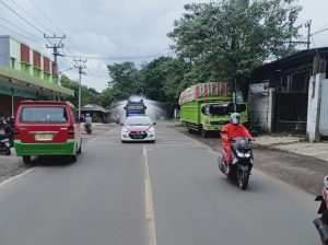 Cegah Covid-19, Polres Cianjur Semprot Disinfektan di Pusat Kota