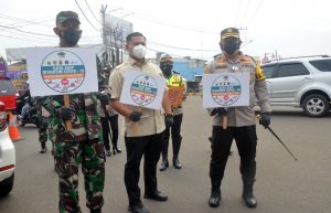 Dandim Bersama Kapolres dan Ketua DPRD Cianjur, Sosialisasikan Program Vaksinasi Covid-19
