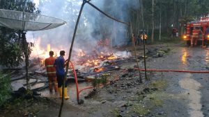 Rumah dan Warung Milik Warga Jayagiri Ludes Dilalap si Jago Merah