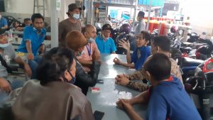 Bau Limbah di Jalan Bakti Mulya, Ini Penjelasan Sudin LH Jakbar