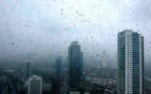 Waspada, Jaktim dan Jaksel Berpotensi Hujan Disertai Angin Kencang
