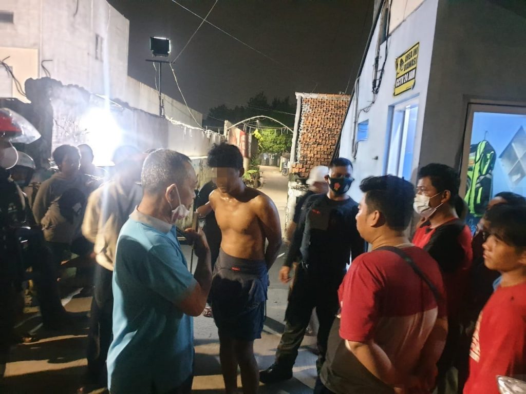 Polisi Amankan Pria yang Aniaya Waria di Jakbar