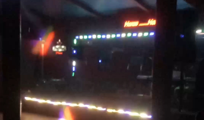 Meskipun Sudah di Segel, Cafe Kade Kade Tetap Buka