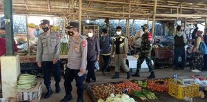 Forkopincam Cidaun Sidak Pasar Tradisional dan Gelar Operasi Yustisi