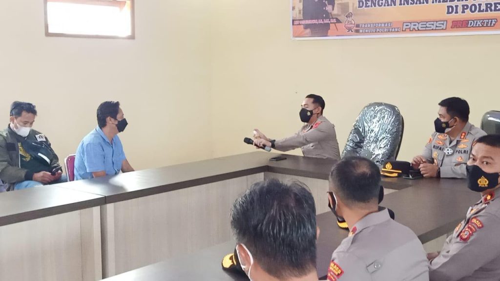 Jabat Kapolres Cianjur, AKBP Doni Hermawan Gelar Tatap Muka Bersama Awak Media