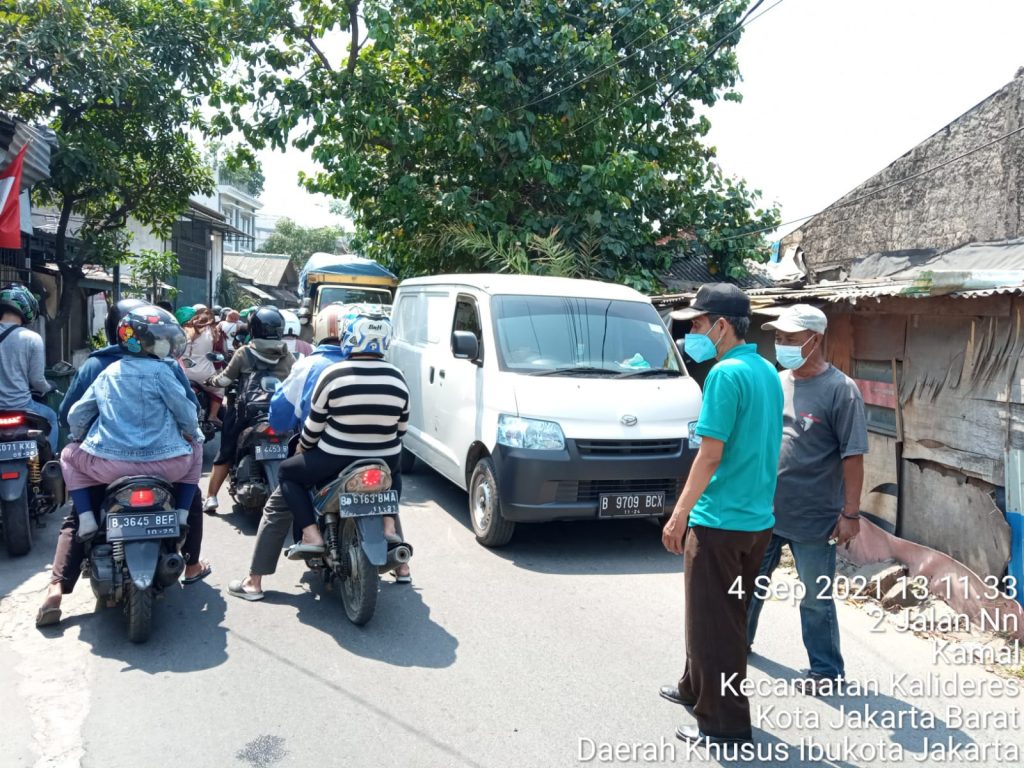 Lurah Kamal : Saya Miris Melihat Kemacetan di Jalan Sahabat