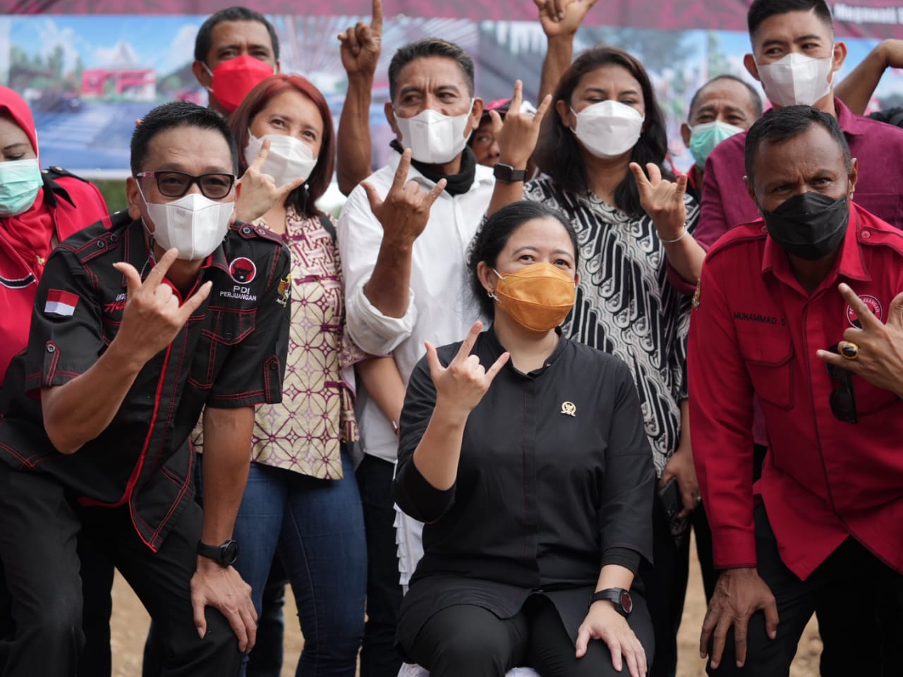 Datang ke Morotai, Puan Disambut Yel-yel ‘Puan Presiden’ Oleh Kader PDIP IMG-20220209-WA0026.jpg