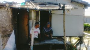 Minta Perhatian Pemerintah, Pasutri Lansia di Cidaun Tinggal di Gubuk Reot dan Tanpa Listrik