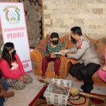 Kapolres Cianjur Bantu Bocah Penjual Sayuran yang Ingin Memiliki HP untuk Belajar Daring IMG-20220211-WA0014.jpg