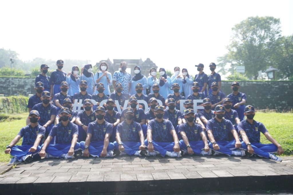 Karbol AAU Kunjungi Candi Boko Dalami Sejarah, Sekaligus Gelar Bakti Sosial