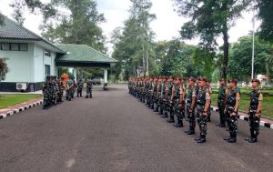 Taruna Tingkat III Akmil Melaksanakan OJT di Yonif Raider 300